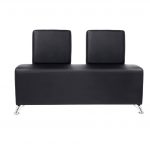 Sofá espera Sam + Jay