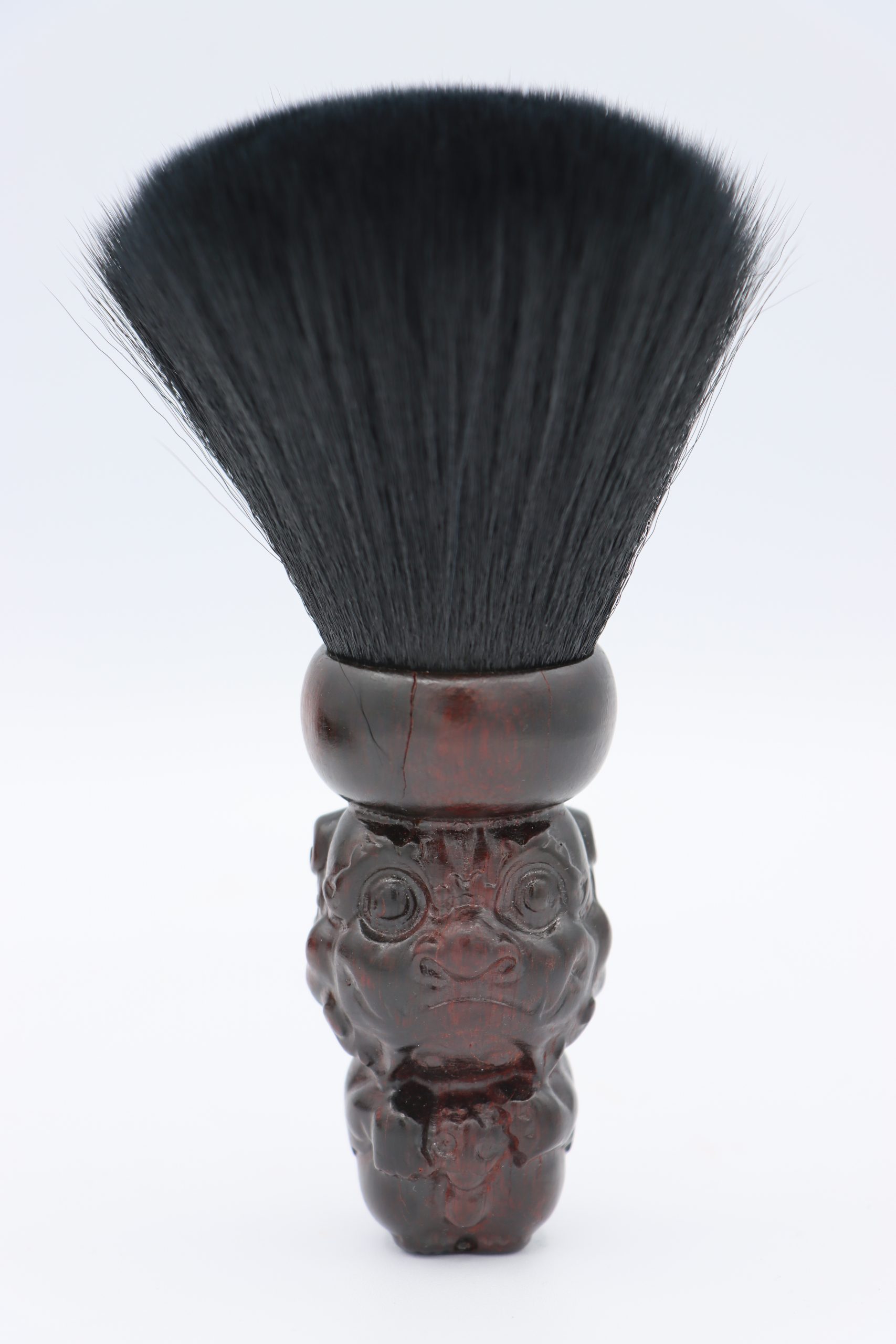 IMG_2733 Cepillo Quitapelos Madera Tallado - Imagen 1